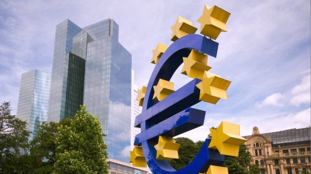 Eksperterne til RÆSON: Hvis euroen kollapser, bryder EU sammen