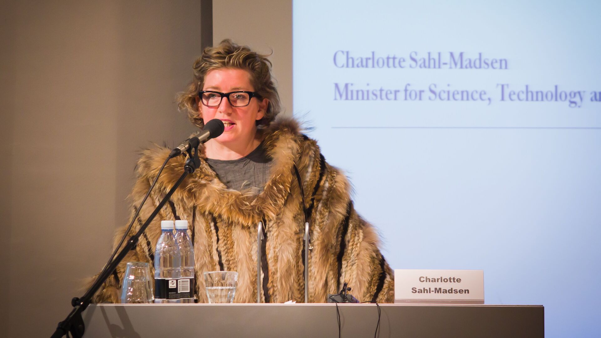 Udenomssnak: Sådan gør Charlotte Sahl-Madsen