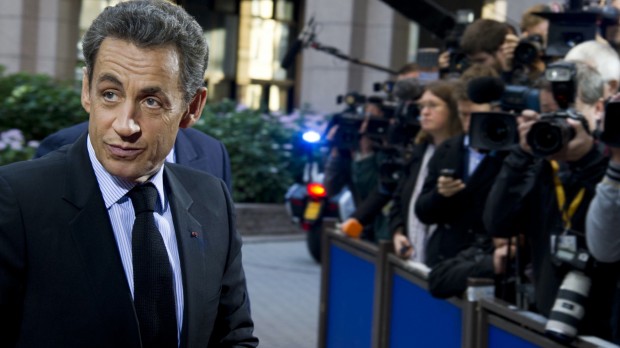 Sarkozy: Handlekraftig populist på vakkelvorn knivsæg