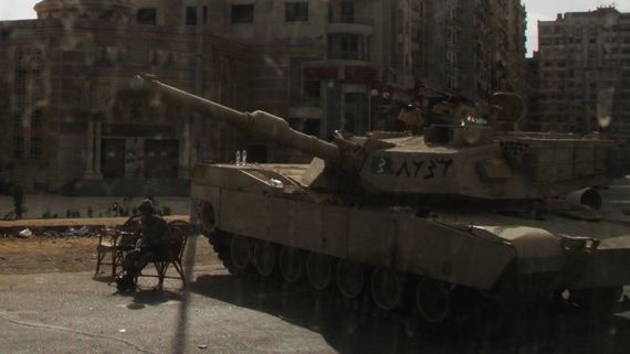 RÆSON i Kairo: Folket frygter, militæret vil klamre sig til magten