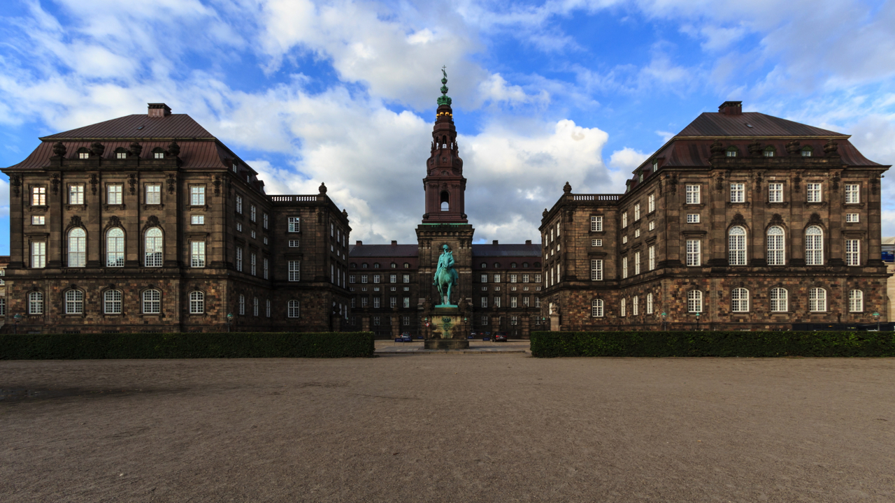 Offentlighedsloven. Åbent brev til Folketinget