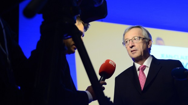EU:”Vi står bag Dem, hr. Juncker!”