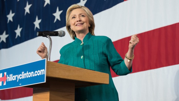 Hillary ligner ikke længere en sikker vinder. TværtimodKommentar af Naser Khader