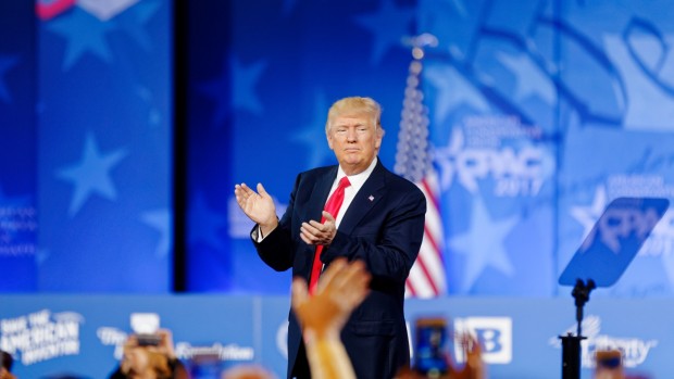 Peter Lauritsen: Trump truer demokratiet. Hvor er den danske reaktion?