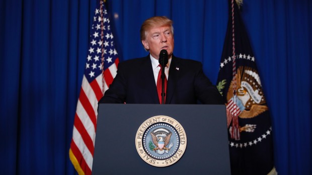 Lukas A. Lausen: Trumps enegang i Syrien viser at den vestlige alliance stadig holder