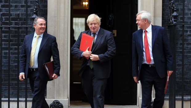 Ole Helmersen: Brexit var og er en kamp imellem eliter, og folket taber