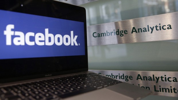 Dan Mygind: Cambridge Analytica er en påmindelse om, at vi befinder os i et profileringssamfund, hvor data ikke beskyttes, men vendes mod demokratiet og os selv