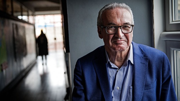 Samuel Rachlin: Problemet ligger hos mainstreampartierne; de gamle partier, vi allesammen har stemt på. De er blevet tonedøve og hører ikke deres vælgere. Derfor kigger de på, hvad populisterne som DF gør