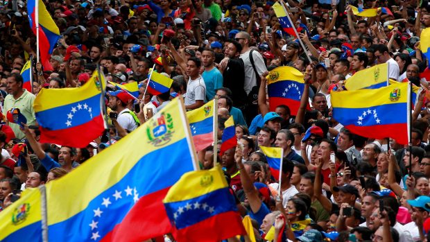 Maiken Gelardi: Skal Guaidó være Venezuelas nye leder, bare fordi USA siger det? Meget tyder på, at landet befinder sig i en blindgyde
