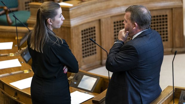 Robert Spliid: Demokratiet udvikler sig kort og godt til et ”desperatokrati”, hvor vælgerne er parate til at stemme for hvad som helst, blot det ryster den eksisterende orden