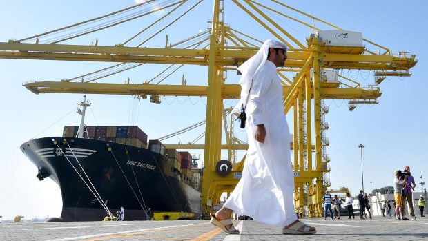 Johannes Sartou: En beskeden kyststat udgør indgangen til Mellemøsten for Kinas maritime silkevej – men udfordringerne er mange