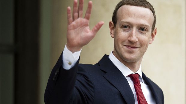 Christiern Santos Rasmussen: De sociale medier må stoppe deres ansvarsfralæggelse – men politikerne må udvise tillid til dem