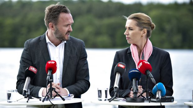 Frederik Roland Sandby: Regeringens reduktionsmål omfatter kun halvdelen af danskernes reelle klimaaftryk. Det skal tænkes om