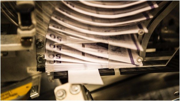 Lars H. Nielsen: Danmarks Nationalbank har indledt en økonomisk krig mod alle, som ikke ejer ejendom eller aktier