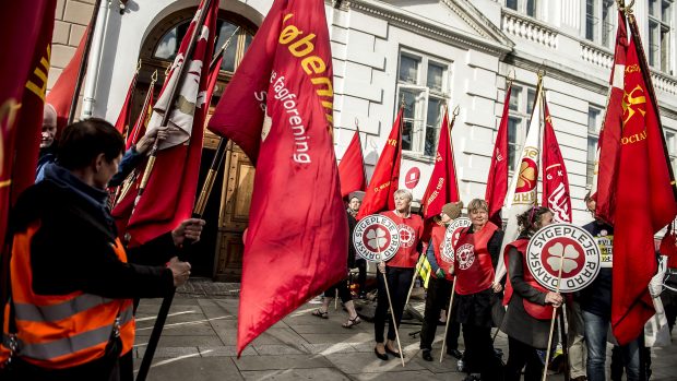 Johan Moesgaard svarer Stine Bosse: Ja, vi skal bakke op om EU. Men vi skal kæmpe for den danske model med næb og klør