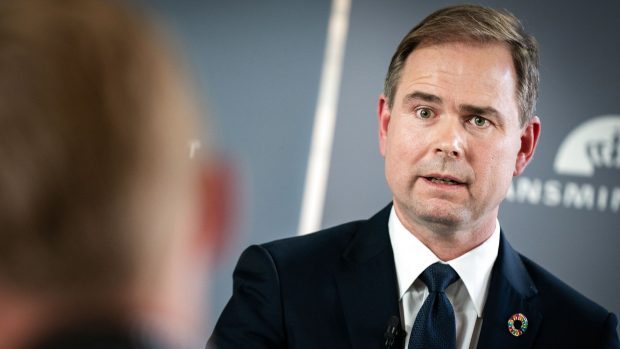 Jan Hoby: Der er sat et midlertidigt stop for de evindelige nedskæringer, men den nyliberale markedstænkning dominerer stadig