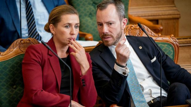 Lars Aagaard i RÆSON40: Aldrig før har så mange lovet så meget. Men de hårde facts er hårde: Udledningen går op, ikke ned
