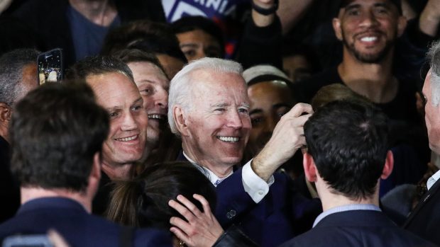 Bjerre-Poulsen og Kurrild-Klitgaard om USA: Super Tuesday markerede “det usynlige primærvalgs” genkomst og blotlagde Sanders’ største problem