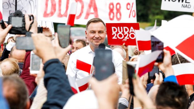 RÆSON: Kommer demokratiet til at dø i Polen nu? SVEND GOTTSCHALK RASMUSSEN: Det ser dystert ud