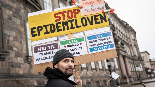 Jan Kristoffersen om epidemilovsforhandlingerne: Det er som om, at COVID-19 virkelig har fået splittet landet