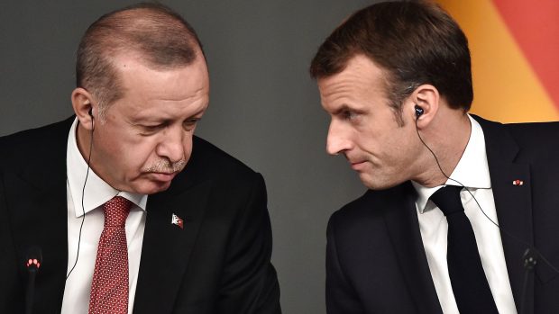 Peter Bjørnbak: Under overfladen mobiliserer Erdoğan sine landsfæller i Frankrig – mod Macron