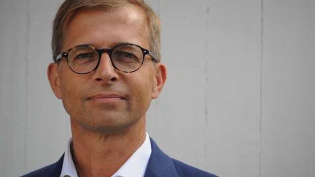 Bjarke Møller i BOGAKTUEL: Jeg bilder mig ikke ind, at man kan slippe for frygten. Problemet er, når den får overtaget i hjertet af demokratiet