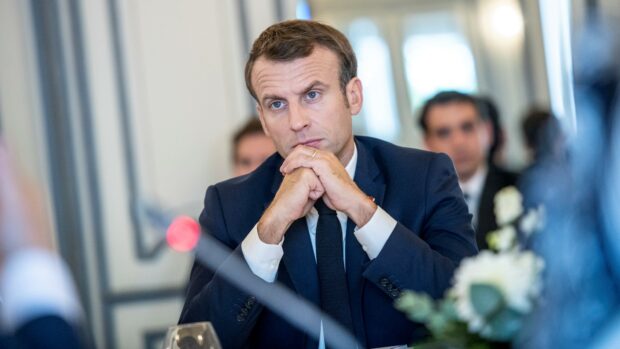Baltazar Dydensborg: Nu tilslutter Macron sig yderfløjenes forsøg på at lukke visse universiteter. Det er iliberalt og udemokratisk