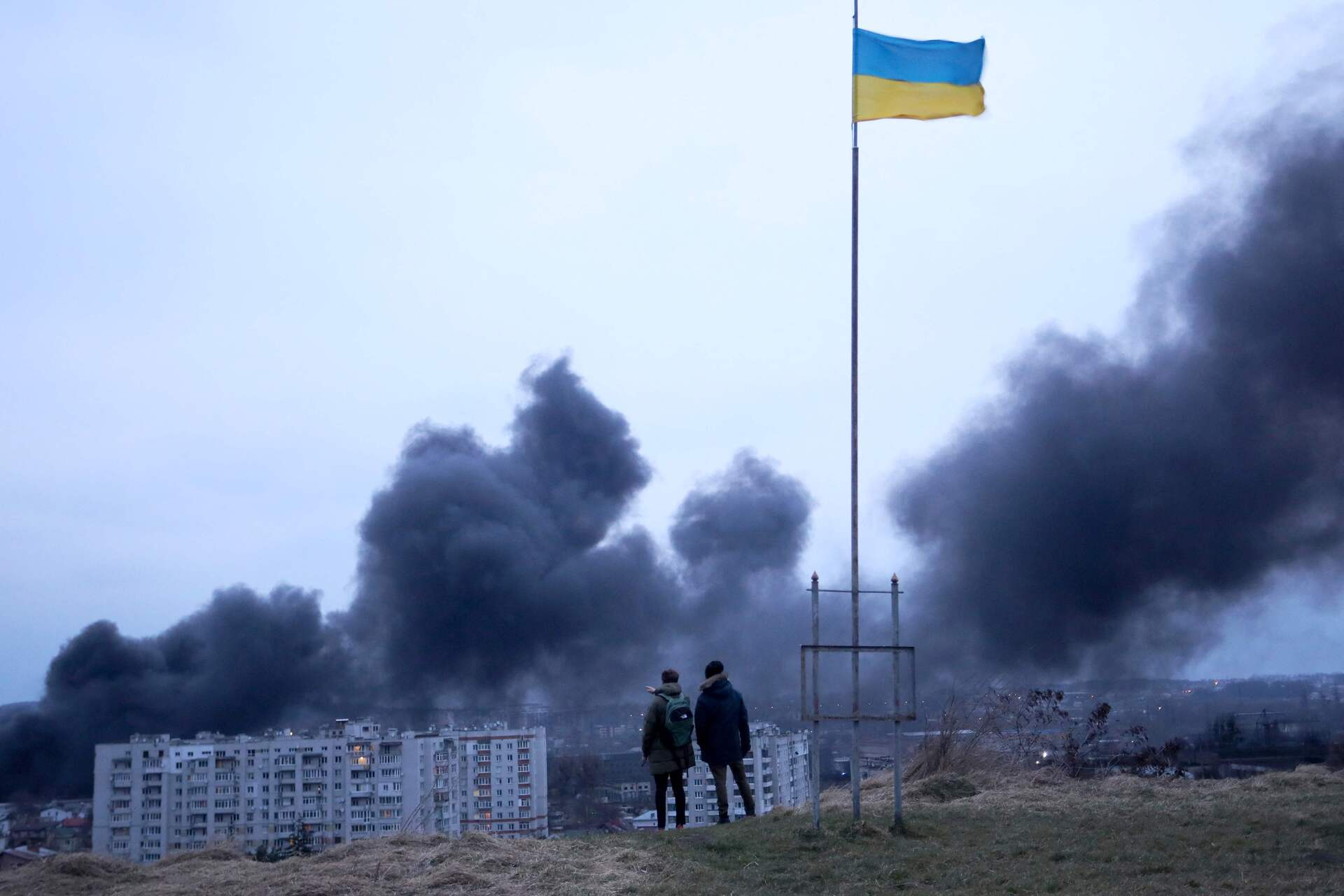 Krisecast med Mikkel Vedby og Lars Struwe: Hvordan ender krigen i Ukraine?