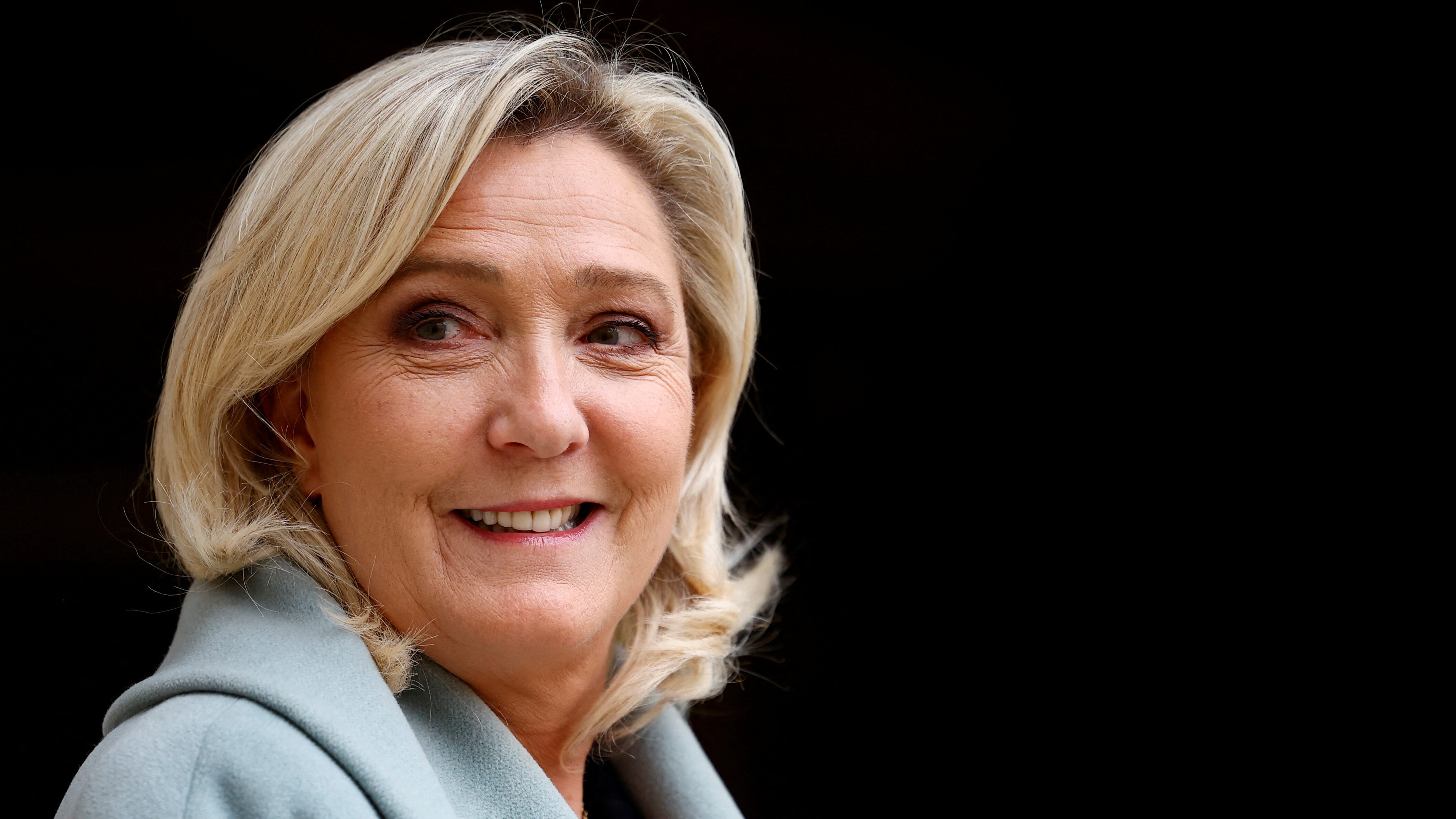 Malthe Dahl: Frankrigs politiske krise har skænket Le Pen det, hun ønsker mere end noget andet: Legitimitet