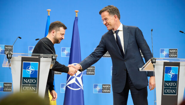Bo Kampmann Walther udlægger fire spilteoretiske scenarier for Ukraine-krigen: Hvem trækker sig først?