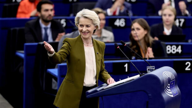 Ditte Brasso Sørensen: Von der Leyen var principfast, men handlingslammet på Ukraine og Israel – kun på ét punkt var linjen klar