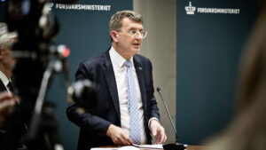 Andreas Graae om dronetruslen i RÆSON SØNDAG: ”Køb, køb, køb” kan snart blive afløst af ”skyd, skyd, skyd”