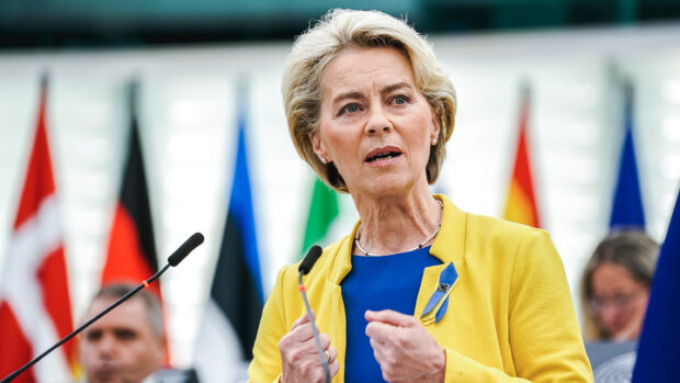 Svend Roed Nielsen: EU har fået nok. Grænsen er nået. Men vil man bruge sit supervåben mod Trump?