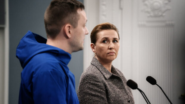 Hans Mouritzen: Det er et farligt fejltrin, at Danmark nu alene vil forhandle med USA om Grønland