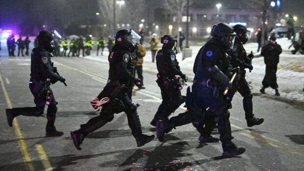Frederik Waage: At Minnesota går til domstolene for at stoppe ICE viser, at den amerikanske retsstat fortsat lever