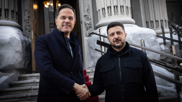 Ukrainebrief: Bliver Kyiv tvunget til at opgive Donbas for fred?