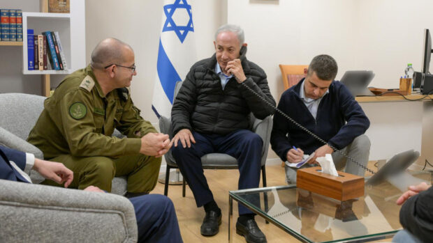 Sune Haugbølle: Iran har krammet på USA, mens Netanyahu øjner en lang krig i Libanon