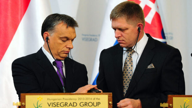 Ditte Brasso Sørensen: I årevis har de nydt godt af Orbáns kurs. Nu taber de stort på hans exit