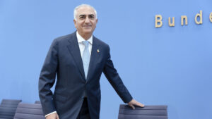 Nima Zamani: Har USA og Israel slukket de sidste gløder fra den iranske protestbevægelse?