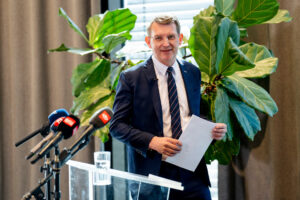 Peter Lautrup-Larsen: Troels Lund Poulsens VLAK-regering rykker os tættere på et nyvalg