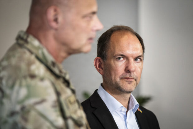 Peter Viggo Jakobsen: Dronerapporten afslører, at der var dybe huller i beredskabet – og at det politiske ansvar stadig står uafklaret