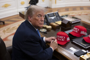Niels Bjerre-Poulsen: Jeg tror ikke, at Trump interesserer sig specielt meget for, hvordan det går de enkelte Republikanske medlemmer af Kongressen ved midtvejsvalget – han vil bare ikke have skylden for det